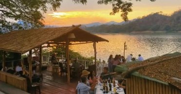 Выходят на пенсию: в Китае в дома престарелых стали селиться 20-ти и 30-летние