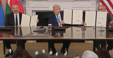 "Зобов'язались назавжди": Вірменія та Азербайджан підписали угоду про припинення бойових дій (відео)