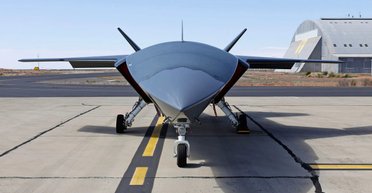 Новейший дрон MQ-20 Ghost Bat впервые запустит ракету: что известно (фото)