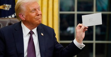 Лояльность Трампу: в США кандидаты на госслужбу будут писать эссе о своих "любимых" указах