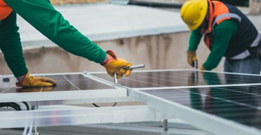 Мільйони сонячних панелей доведеться викинути: експерти попередили про світову загрозу