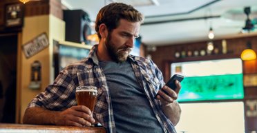 "Останній келих був зайвим": смартфони навчили визначати, наскільки п'яні їхні господарі