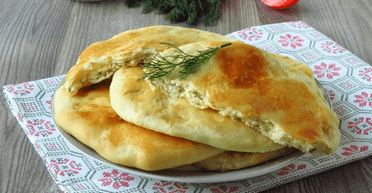 Хачапурі з сиром у духовці: як приготувати смачні грузинські коржі