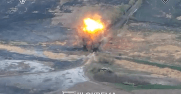 Третья штурмовая одним дроном уничтожила мощный полевой склад оккупантов на Харьковщине (видео)