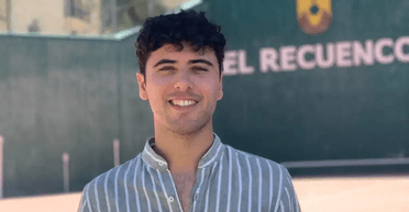 У стилі вечірки: 20-річний мер придумав, як збільшити чисельність населення села (відео)