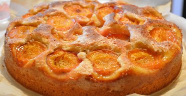 Сладкий и нежный: пошаговый рецепт пирога с абрикосами