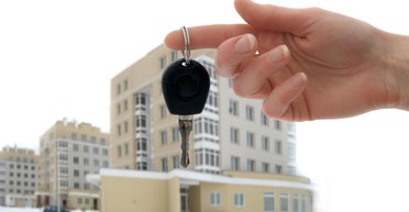 Желанные метры. Кому легче заработать на квартиру в 40 квадратов