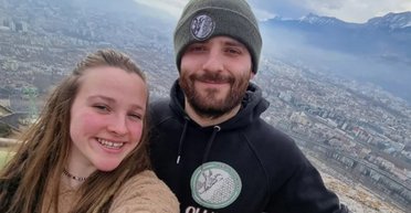 Жизнь в караване за 430 гривен в день: как пара экономит 64 000 гривен в месяц