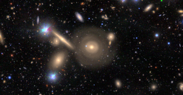 Не піддається поясненню: астрономи виявили незвичайну галактику з трьома кільцями (фото)