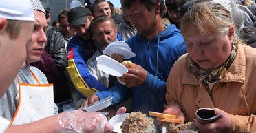 День Победы в Киеве: со Сталиным, но без драк