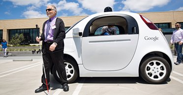 Машинальное движение. Как за 10 лет секретный проект Google по созданию беспилотных автомобилей стал лидером индустрии