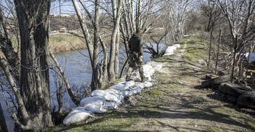 Росіяни намагаються взяти штурмом острів Нестрига: у хід пішов гідроцикл (відео)