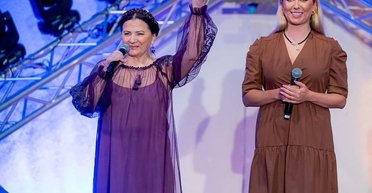 "Спочатку навіть не хотіла": Тоня Матвієнко вперше виконала пісню мами після її смерті (відео)