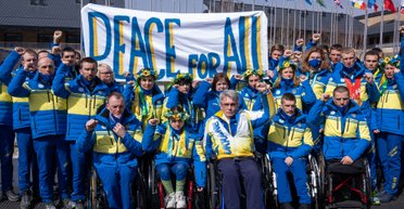 Скандал на Паралимпиаде-2026: украинской сборной запретили форму с картой границ 1991 года