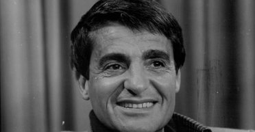 Ушел из жизни звездный судья из "Cheers" и лейтенант из "Star Trek" (видео)