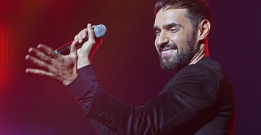 Кінець війни Кондратюка і Козловського: артист заспівав "Піна коладу" українською мовою (відео)