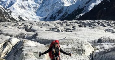 Серйозна травма в горах: російська альпіністка має сплатити $60 тисяч за порятунок (фото)