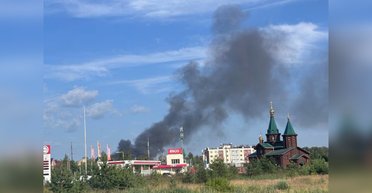 Сильный пожар в Кстово: в 210-м учебном центре ВС РФ могли сгореть саперы и понтонеры (видео)