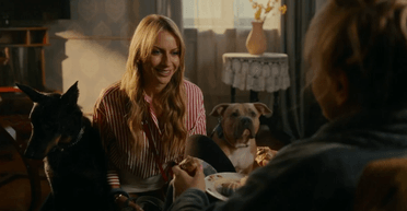 Очаровательная комедия с Лесей Никитюк: рецензия на украинский фильм "Песики"