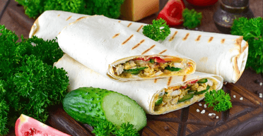 Вкусная закуска на праздничный стол: рецепт роллов "Цезарь"