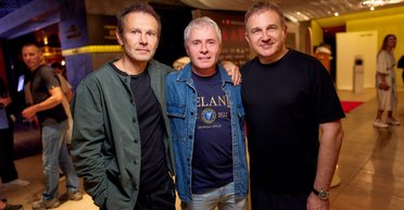 Святослав Вакарчук и Катерина Сильченко: как прошла звездная премьера фильма "Малевич" в Киеве (фото)