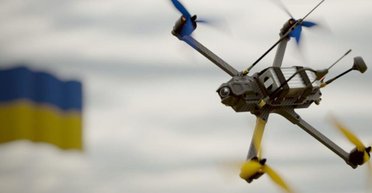 Премія Дарвіна: російський солдат з голими руками напав на український дрон (відео)