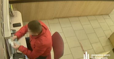 Сдавал тепловизоры в ломбард: офицеру из Житомирской области грозит до 15 лет заключения