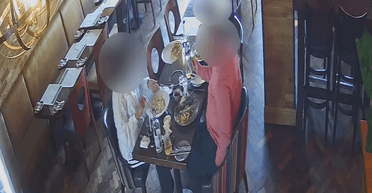 Парочка підкинула в їжу скло, щоб не платити в ресторані: але там була камера (фото)