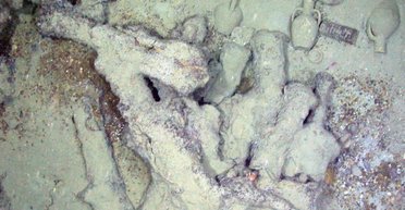 Знайдено уламки піратського корабля XVII століття: на його борту був дуже незвичайний вантаж (фото)