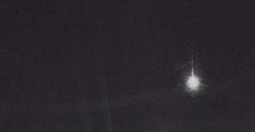 Фрагменти комети на швидкості 81 000 км/год вибухнули в атмосфері Землі (відео)