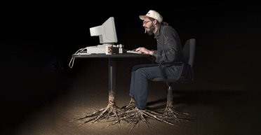 Пока вы читаете это, вас читают спецслужбы. Как обезопасить свою переписку в интернете