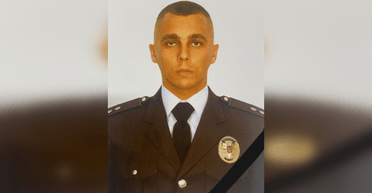 Обстріл Херсонського вокзалу: названо ім'я загиблого поліцейського (фото)