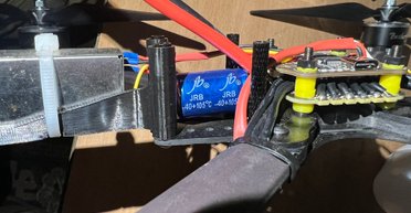 "Очень отстаем": боец ВСУ разобрал трофейный дрон-камикадзе и раскрыл, как их одолеть