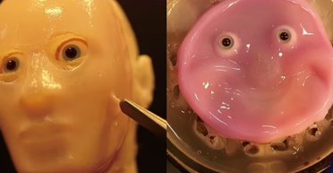 Моторошного робота з живим людським обличчям створили в Японії: його посмішка насниться в кошмарах (відео)