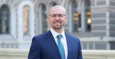 Погрози бійцю ЗСУ: Нацбанк почав перевірку свого менеджера, — ЗМІ