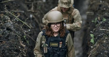 "Сегодня второй день рождения": известный фотограф Влада Либерова получила ранение на востоке