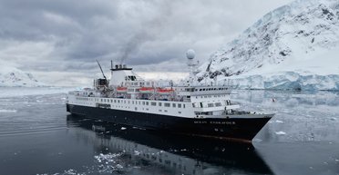 До Гренландії пливе радянський корабель: він стане казармою для данських військових