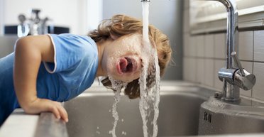 Вода майже по 100 грн за куб: деякі українці скаржаться, що тариф зріс у 6 разів