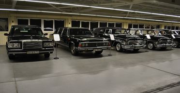 Коллекция авто Януковича: что известно о музее, разрушенном российским дроном (фото)