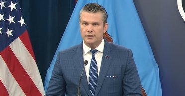 "Иран был унижен и деморализован": Хегсет объявил победу США в войне (видео)