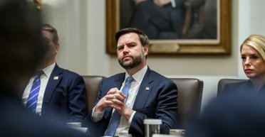 У США напали на резиденцію Венса: що відомо наразі (відео)