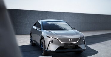 Запас хода — 1300 км: стали известны характеристики электрифицированного кроссовера Mazda (фото)