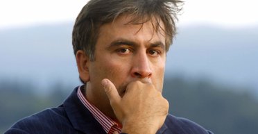 Разрушили надежду. Что стало последней каплей перед отставкой Саакашвили
