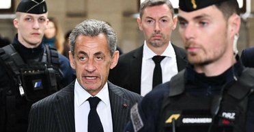 Суд приговорил экс-президента Франции Саркози к тюремному заключению: что произошло