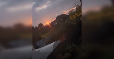 Сильные взрывы и вспышки: в РФ произошел налет дронов, в Москве объявили план "Ковер" (видео)