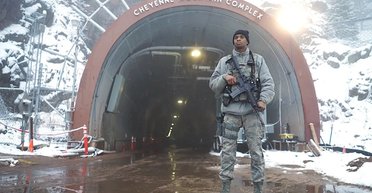 Подземный секретный город для Трампа: где спрячется президент США в случае ядерной войны (видео)