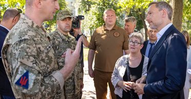 Міністр економіки Німеччини підтримав постачання Україні далекобійних ракет Taurus