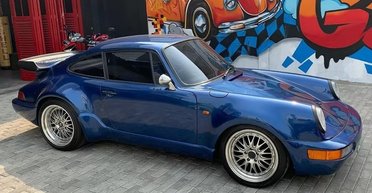 Выпускали серийно: в интернете показали уникальный переднемоторный Porsche 911 (фото)