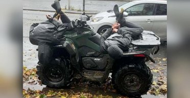 У Великій Британії фермера, що привіз порушників до поліції, звинуватили у викраденні (фото)