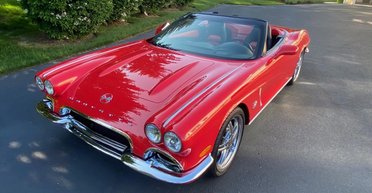 У чужій шкурі: сучасний Chevrolet Corvette отримав кузов від моделі 60-х (фото)